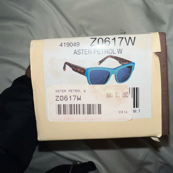 Louis Vuitton limited Edition sunglasses - Picture 6 of 7